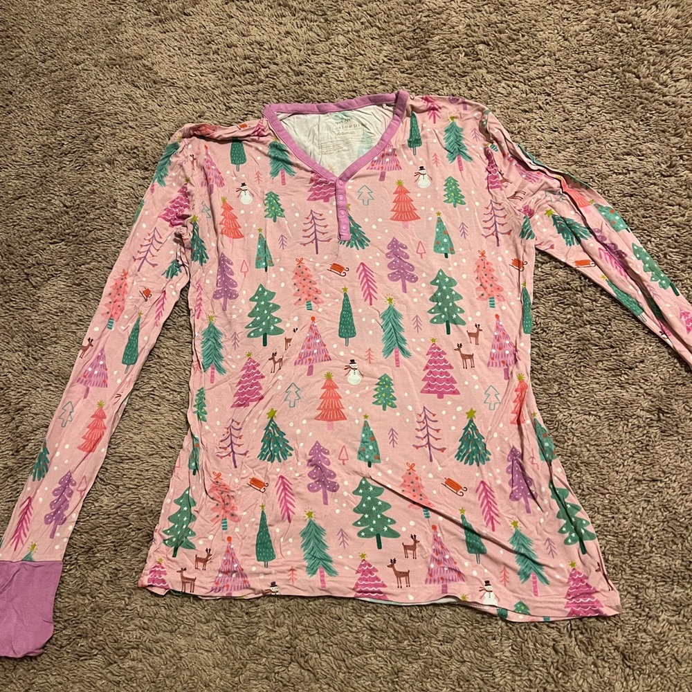 PERFECT Little Sleepies Christmas Women Pajama Top (XS)